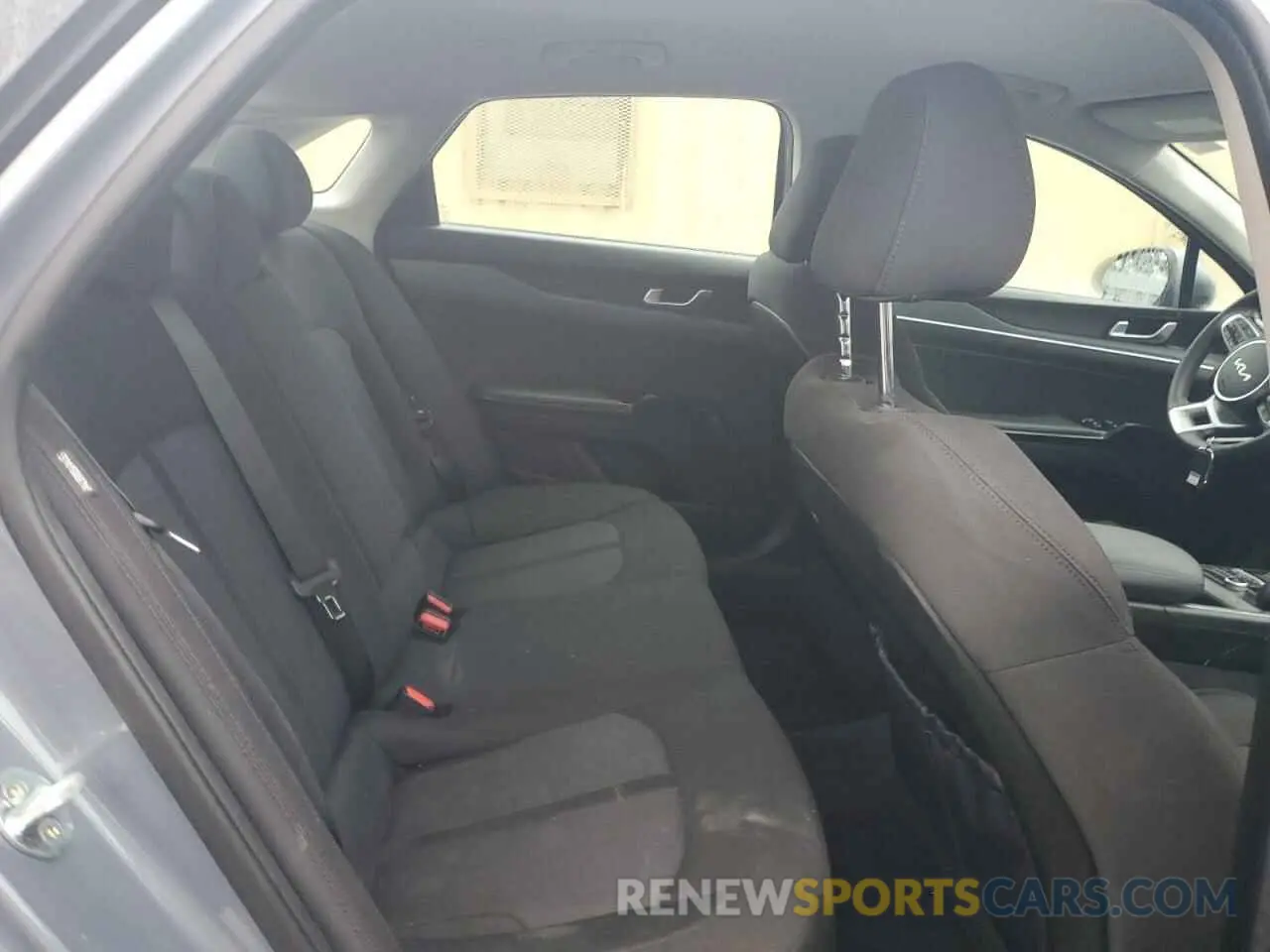 10 fotografías del automóvil dañado 5XXG14J28PG175656 KIA K5 2023