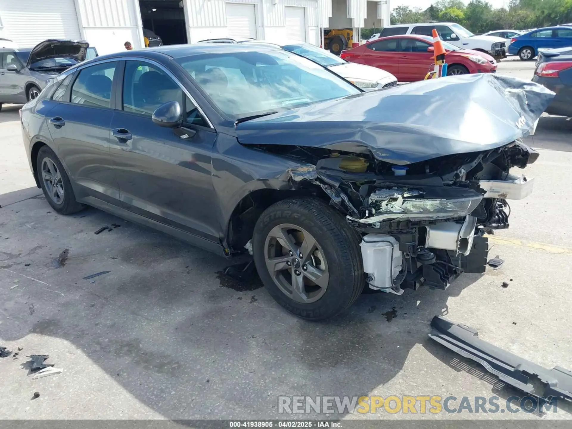 1 fotografías del automóvil dañado 5XXG14J28PG184406 KIA K5 2023
