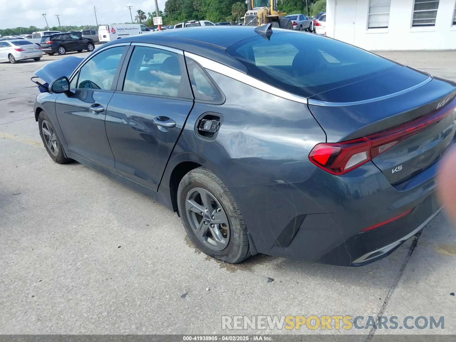3 fotografías del automóvil dañado 5XXG14J28PG184406 KIA K5 2023