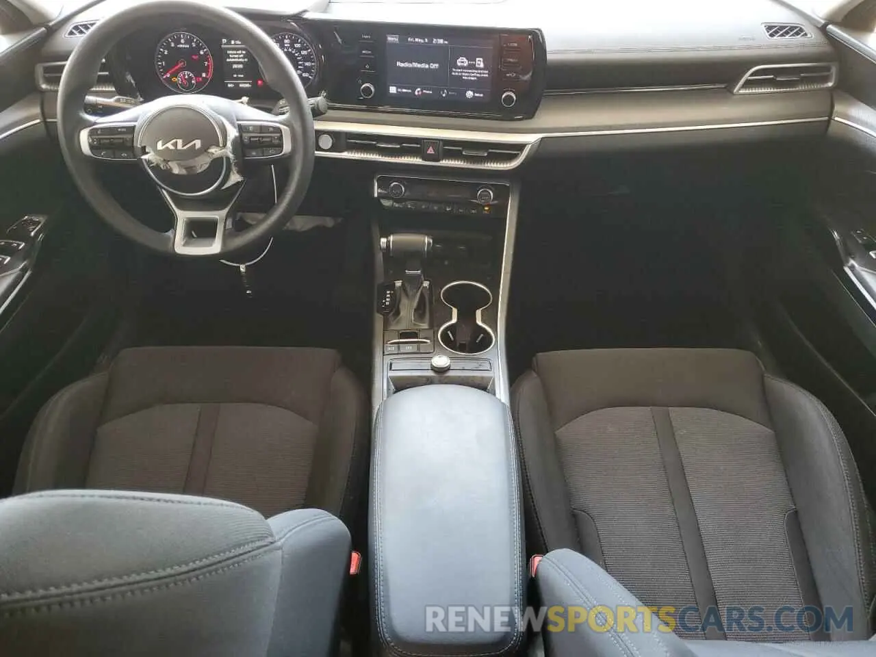 8 fotografías del automóvil dañado 5XXG14J28PG203780 KIA K5 2023