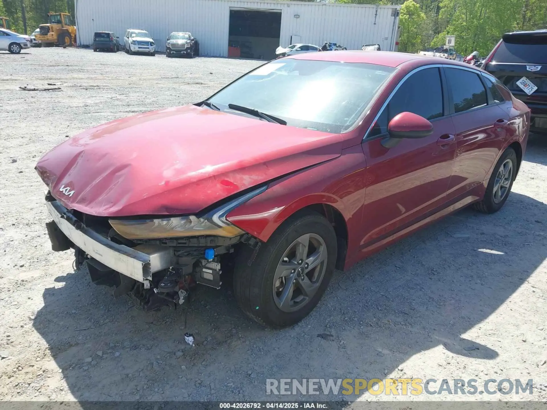 2 fotografías del automóvil dañado 5XXG14J29PG212147 KIA K5 2023