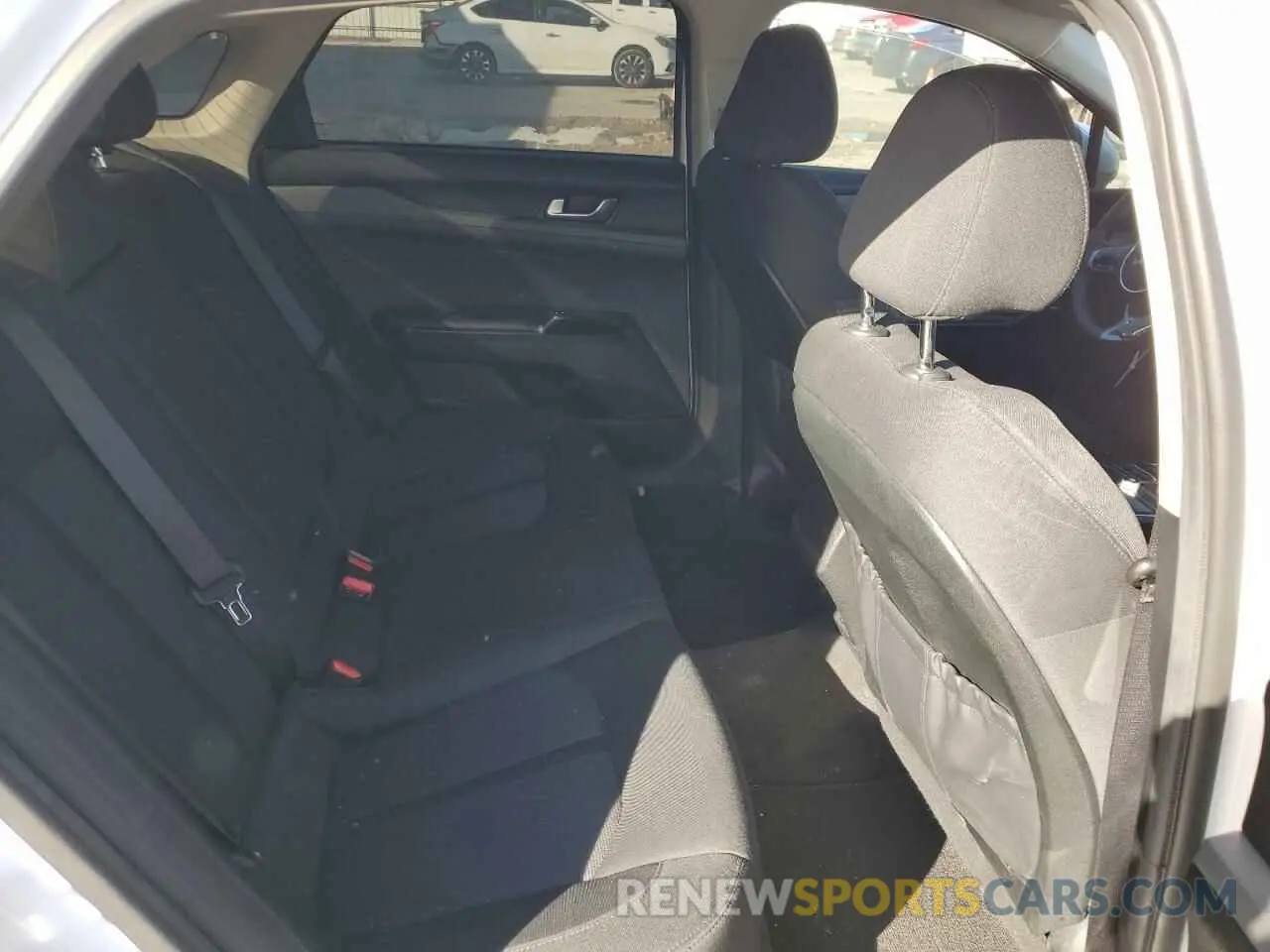 10 fotografías del automóvil dañado 5XXG14J2XPG183550 KIA K5 2023