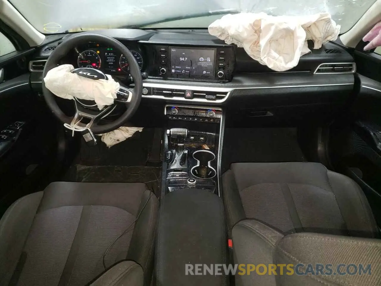 8 fotografías del automóvil dañado 5XXG14J2XPG185668 KIA K5 2023