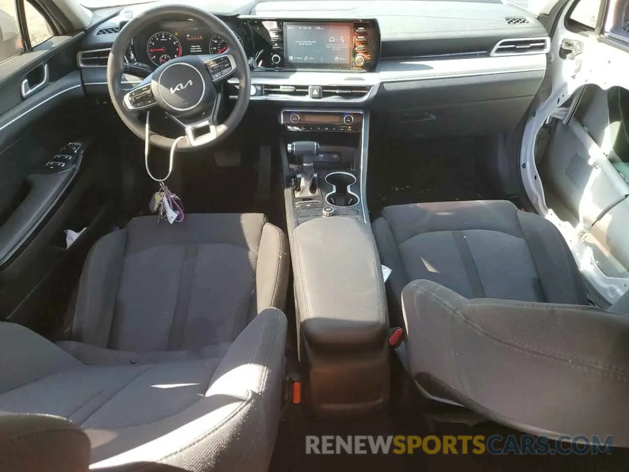 8 fotografías del automóvil dañado 5XXG14J2XPG195018 KIA K5 2023