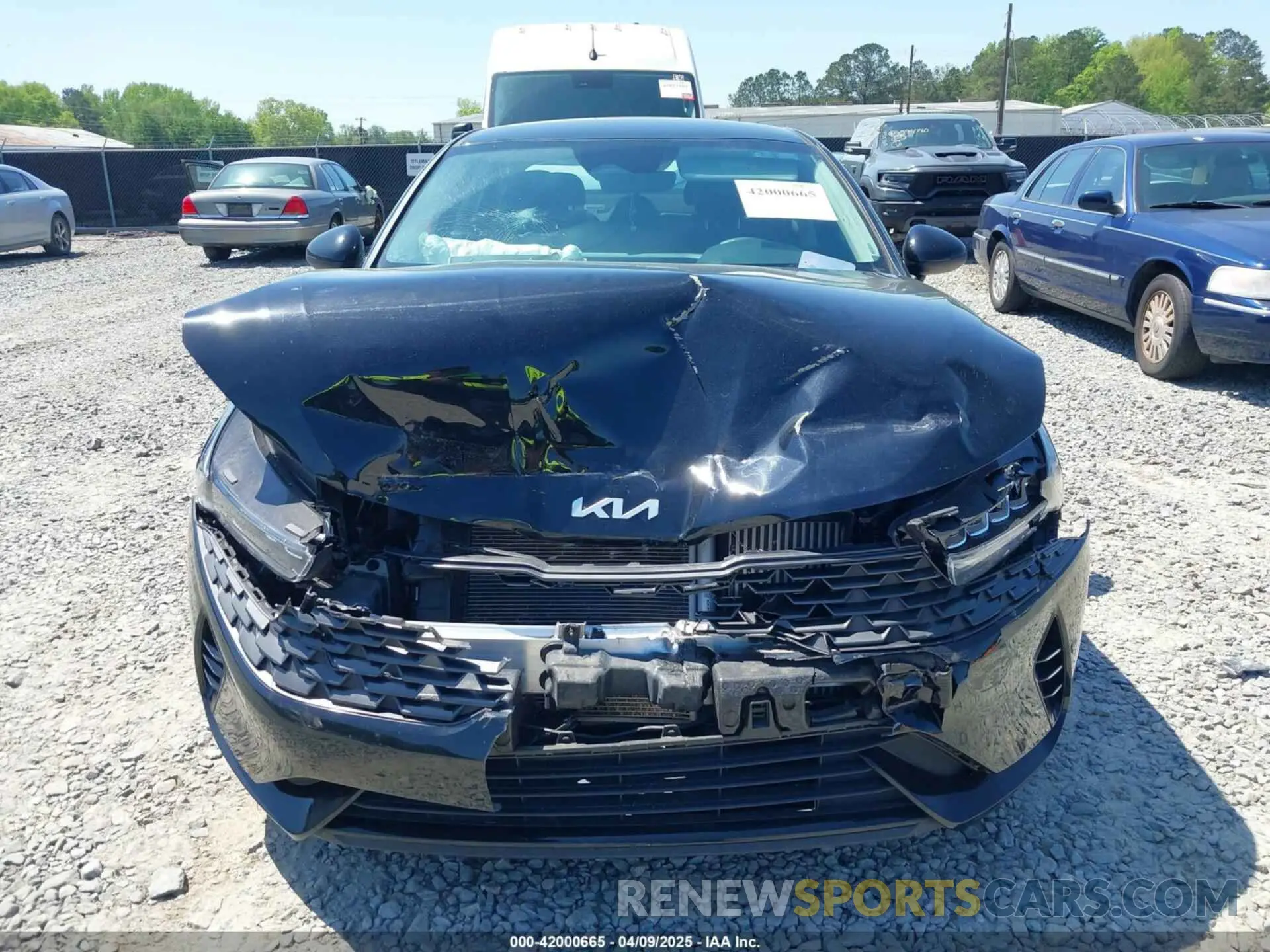12 fotografías del automóvil dañado 5XXG14J2XPG212903 KIA K5 2023