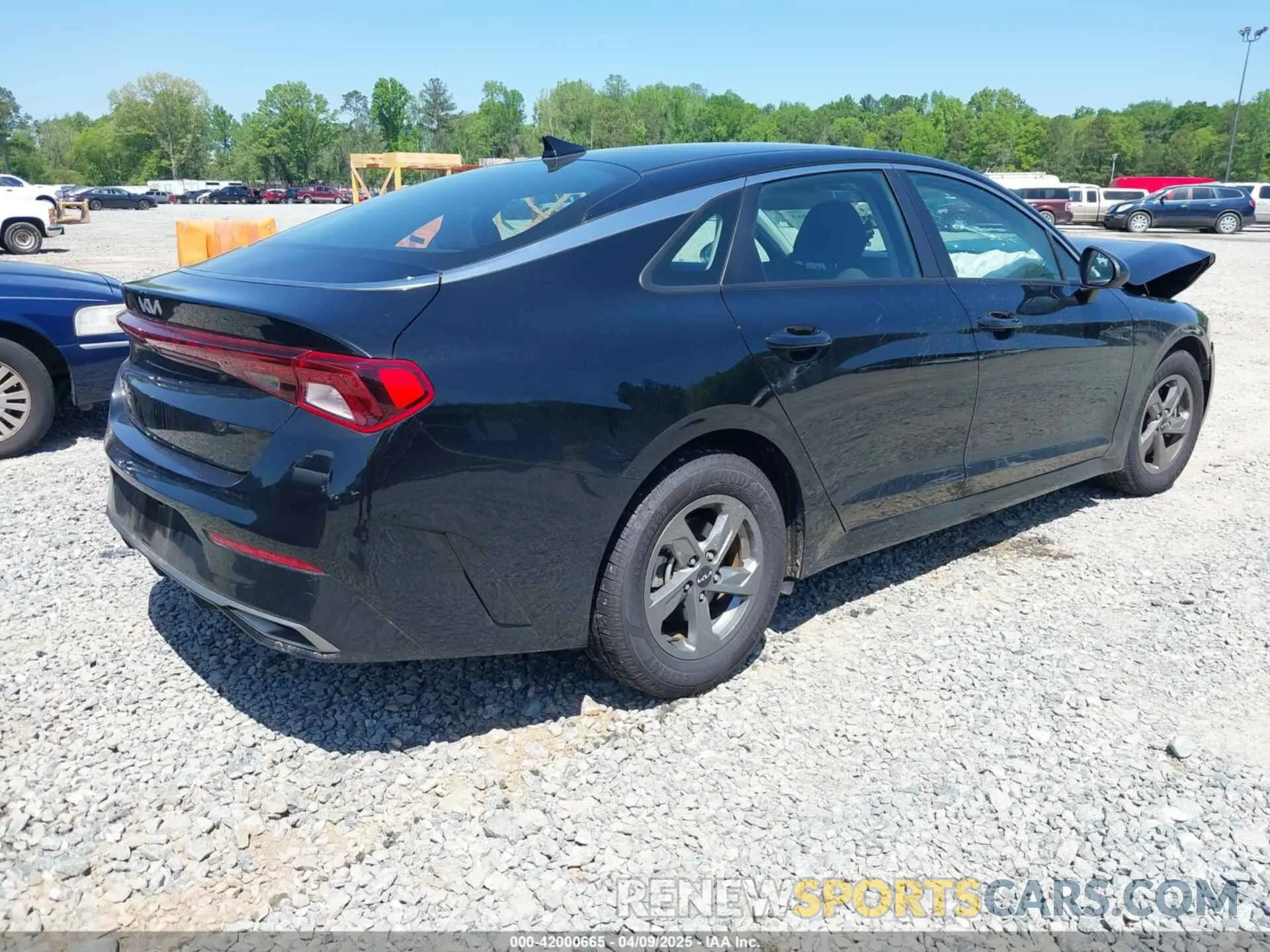 4 fotografías del automóvil dañado 5XXG14J2XPG212903 KIA K5 2023