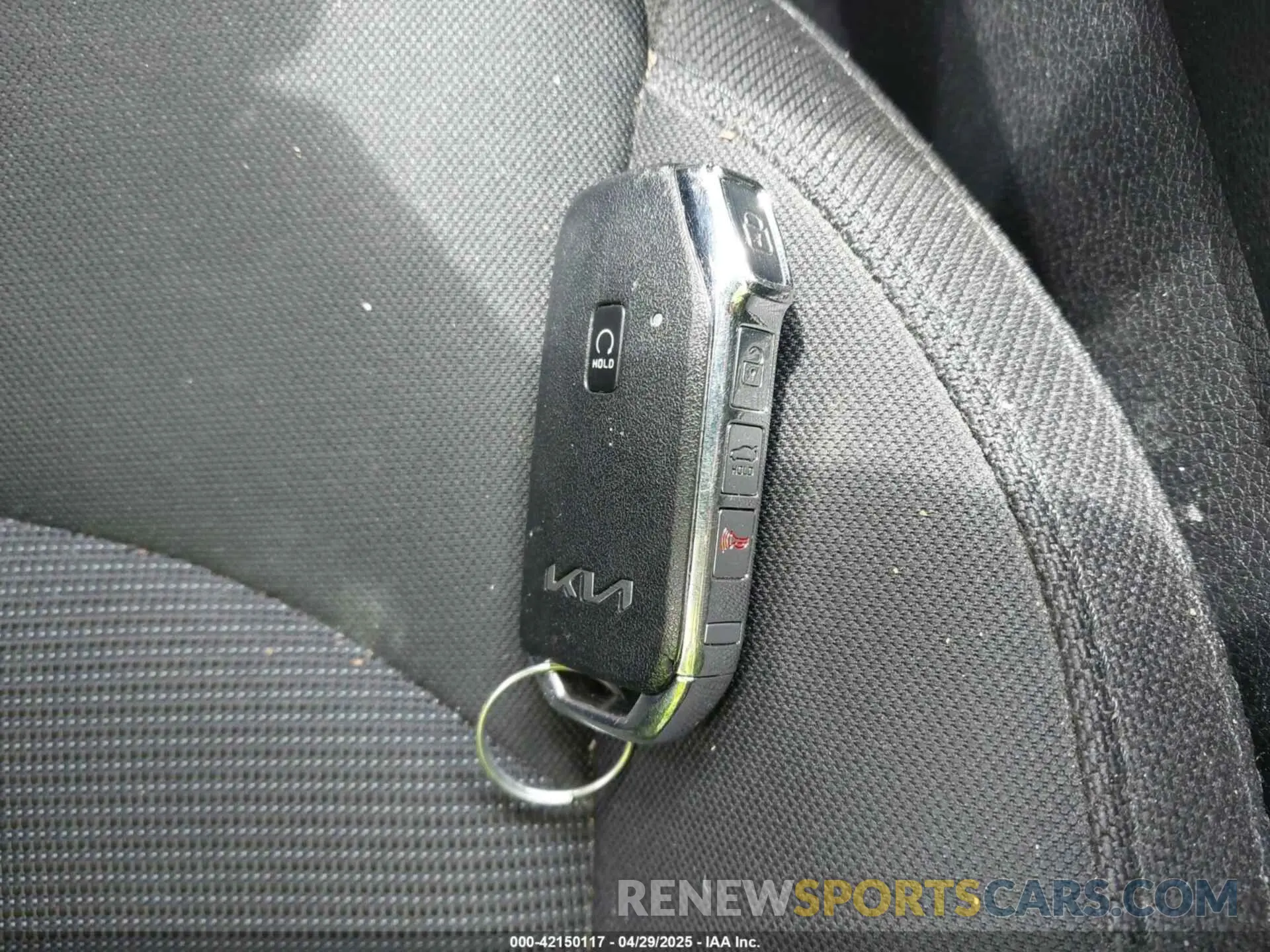 11 fotografías del automóvil dañado 5XXG14J2XPG216370 KIA K5 2023