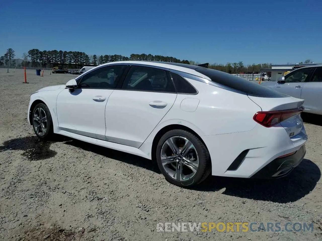 2 fotografías del automóvil dañado 5XXG34J20PG174172 KIA K5 2023