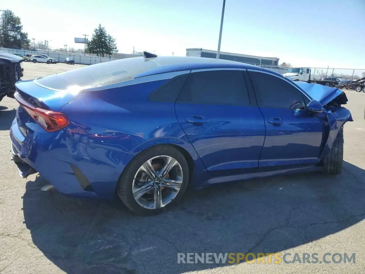 3 fotografías del automóvil dañado 5XXG34J20PG220518 KIA K5 2023