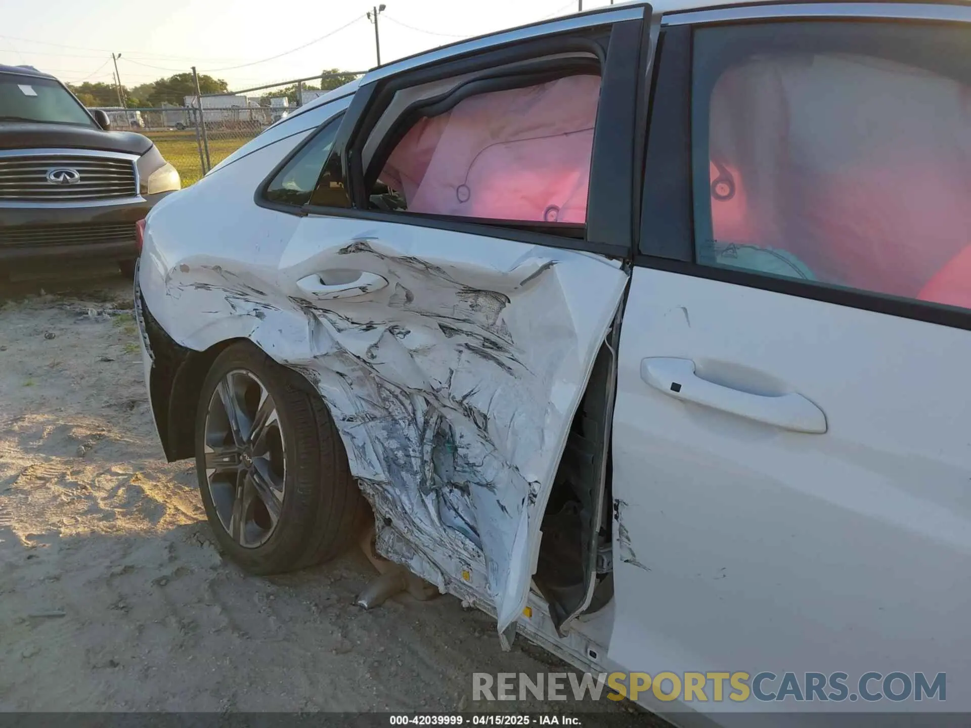 21 fotografías del automóvil dañado 5XXG34J22PG169121 KIA K5 2023