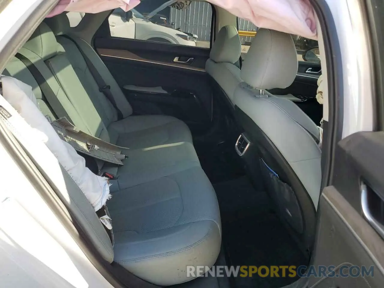 10 fotografías del automóvil dañado 5XXG34J22PG208533 KIA K5 2023