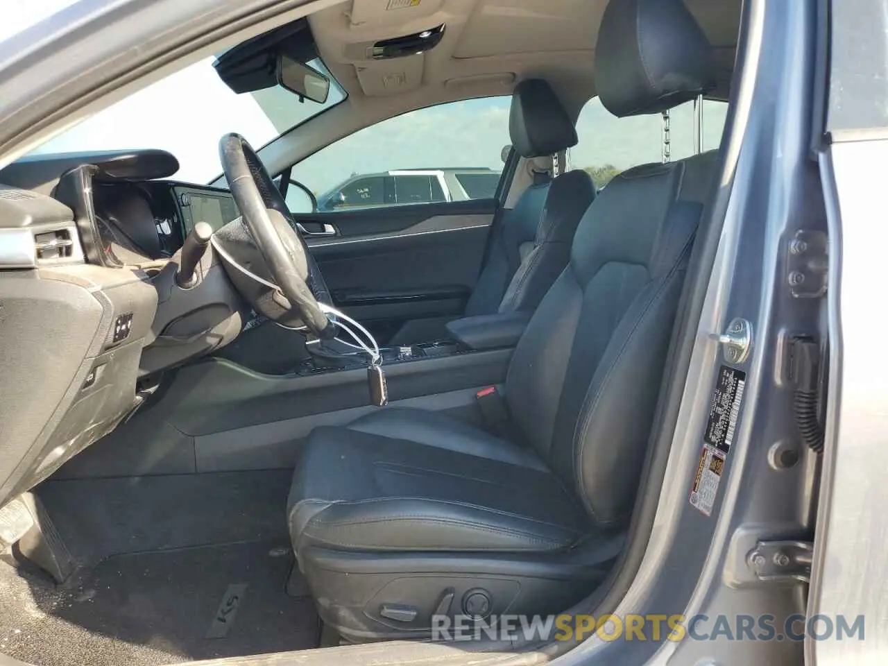 7 fotografías del automóvil dañado 5XXG34J26PG174404 KIA K5 2023