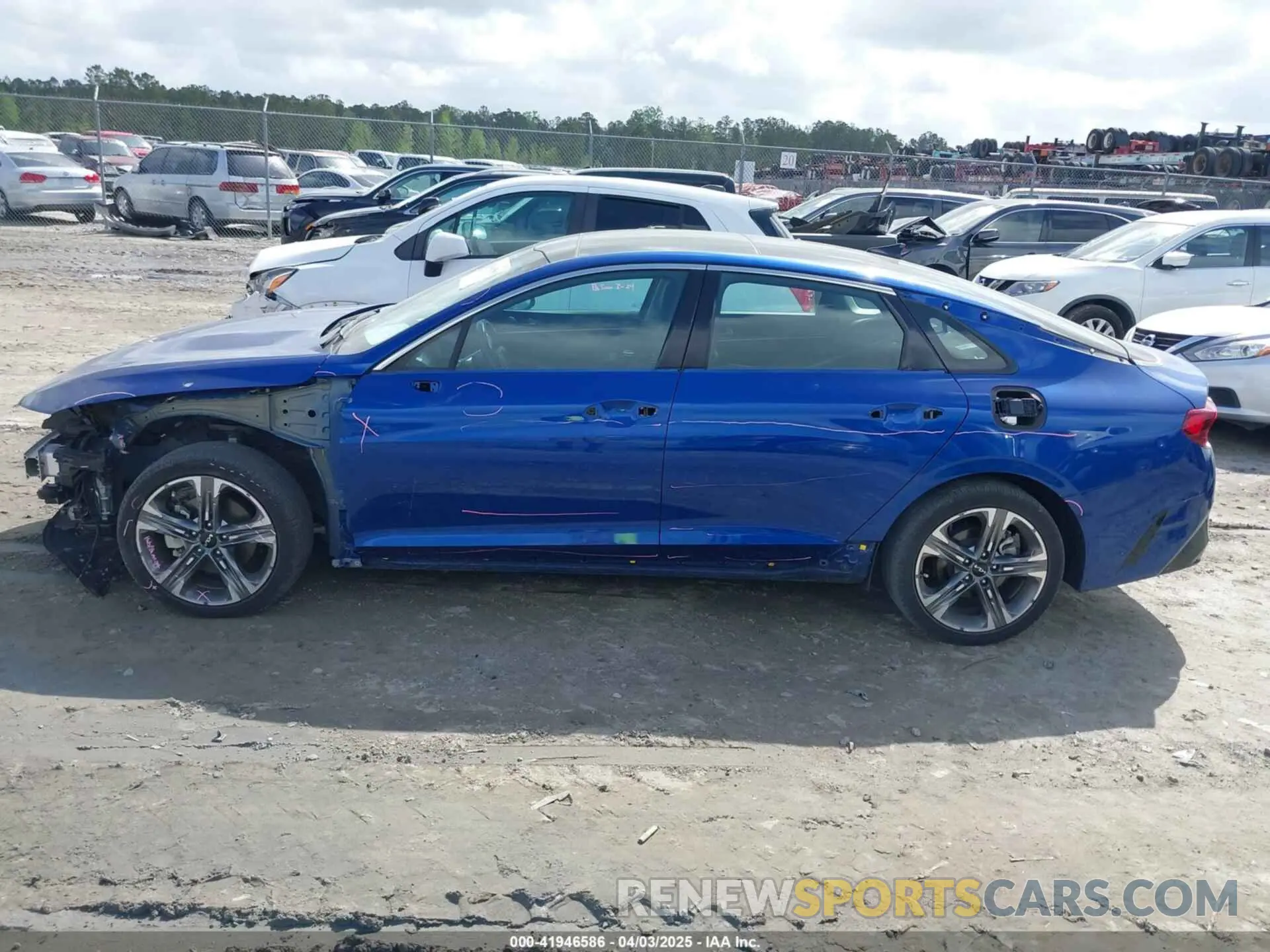 15 fotografías del automóvil dañado 5XXG34J27PG176727 KIA K5 2023