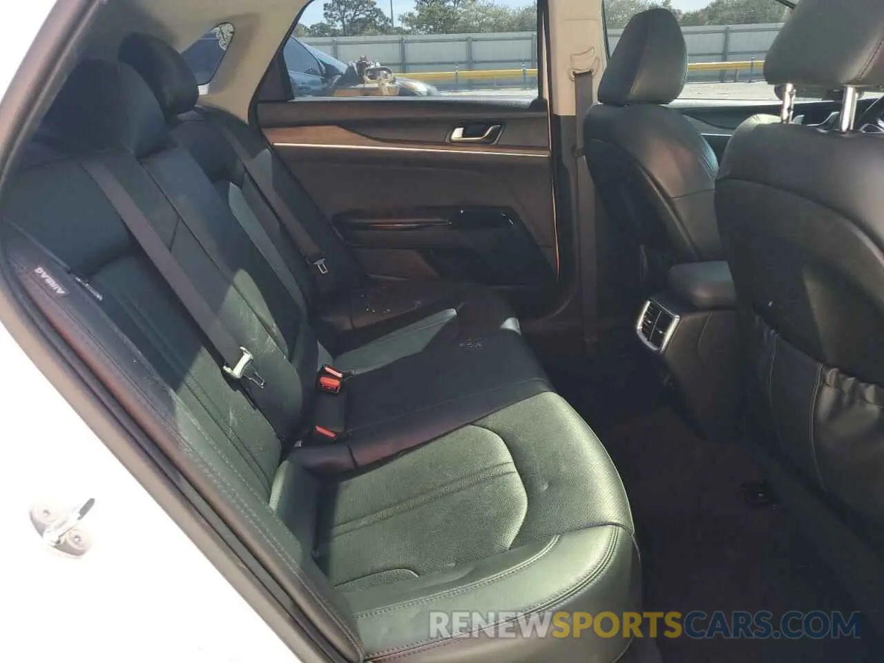 10 fotografías del automóvil dañado 5XXG34J28PG223182 KIA K5 2023