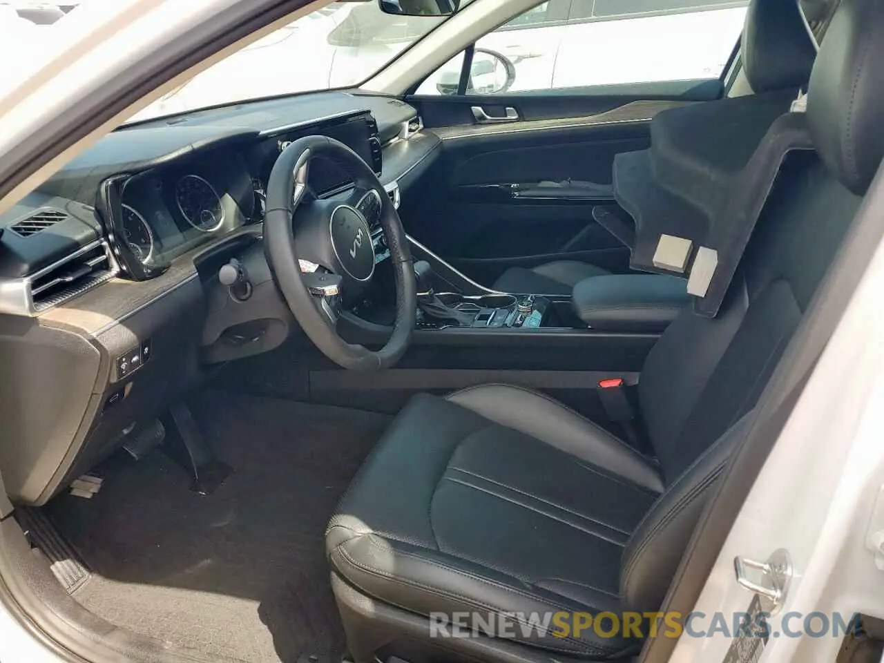 7 fotografías del automóvil dañado 5XXG34J2XPG197555 KIA K5 2023