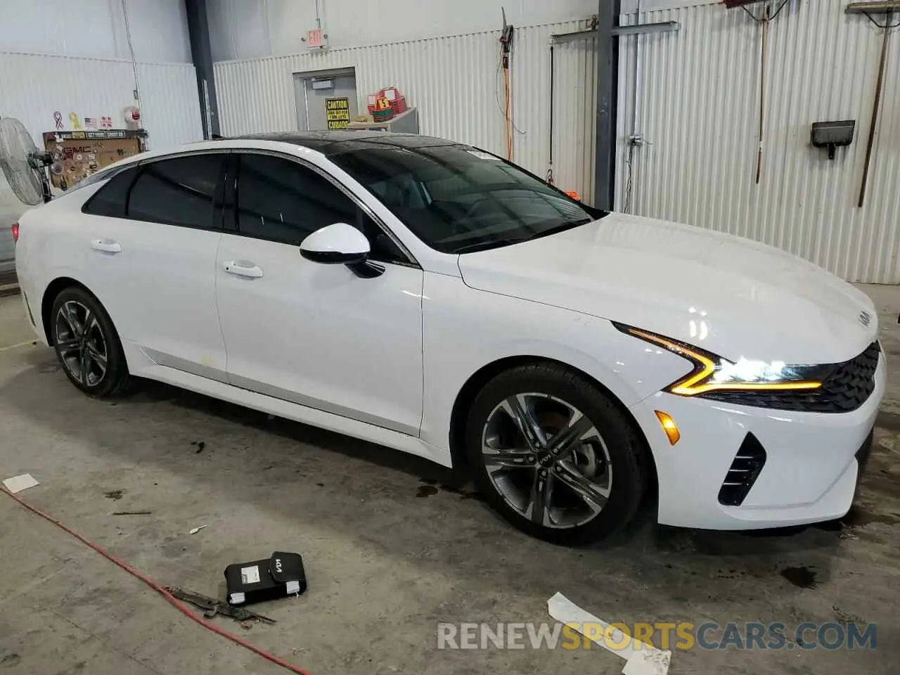 4 fotografías del automóvil dañado 5XXG34J2XPG209607 KIA K5 2023