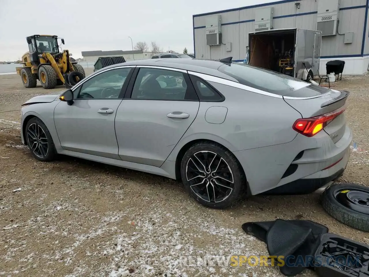 2 fotografías del automóvil dañado 5XXG44J88PG223782 KIA K5 2023