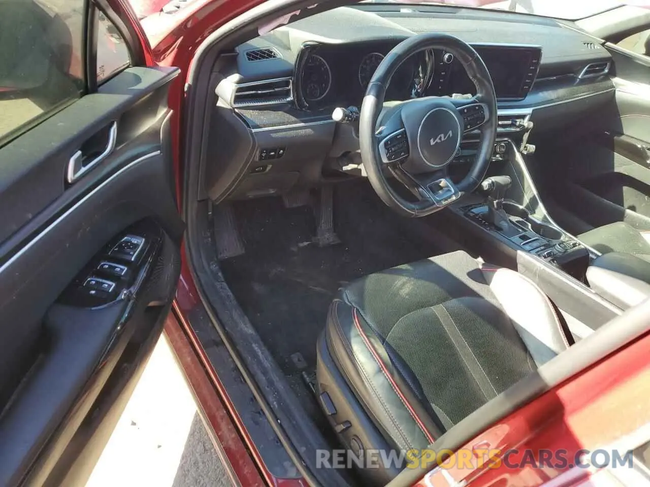 8 fotografías del automóvil dañado 5XXG44J8XPG172978 KIA K5 2023