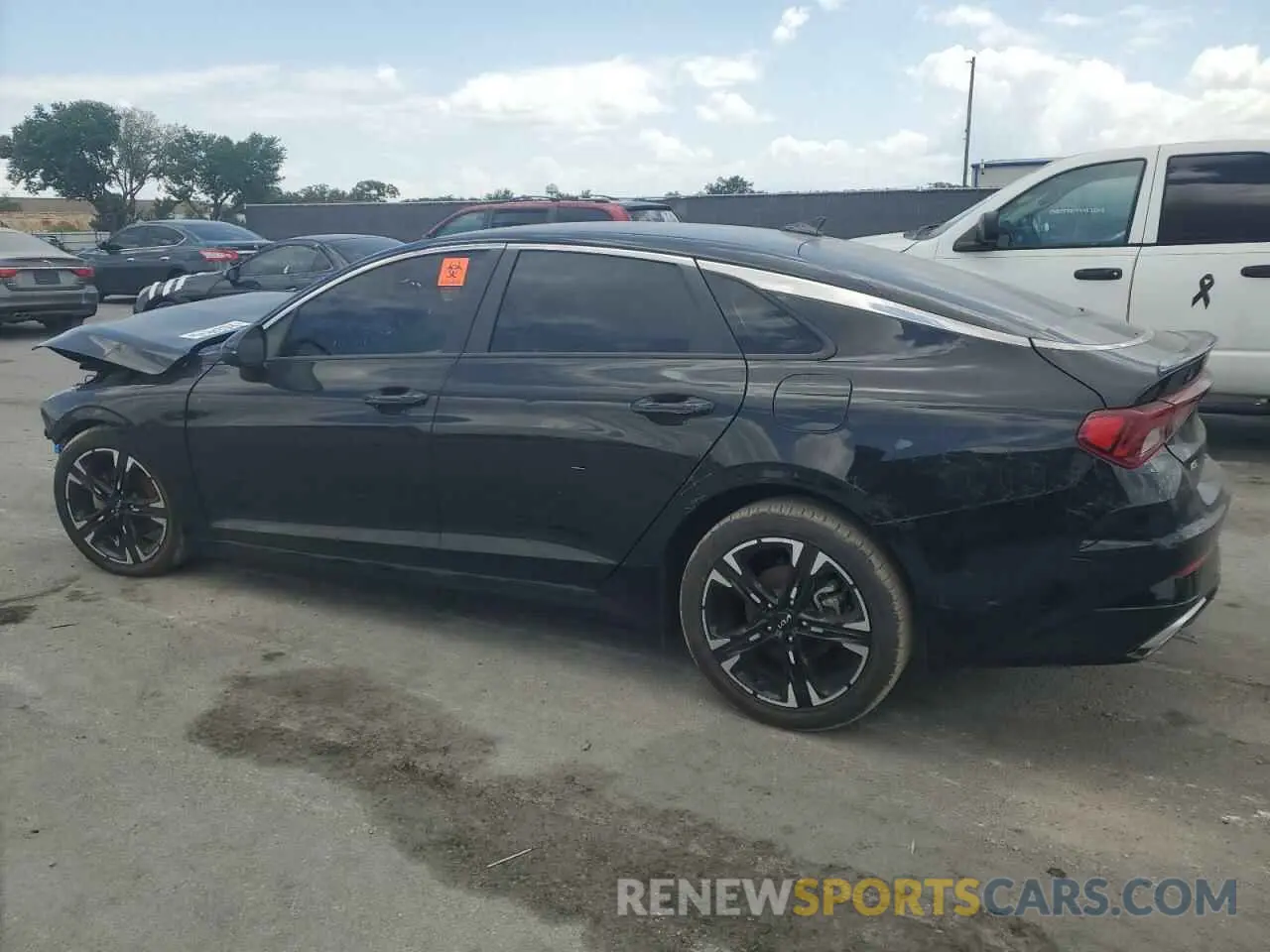 2 fotografías del automóvil dañado 5XXG64J20PG176267 KIA K5 2023