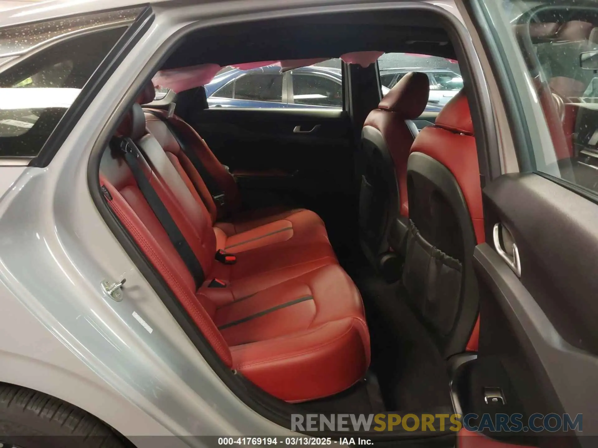 8 fotografías del automóvil dañado 5XXG64J20PG198267 KIA K5 2023