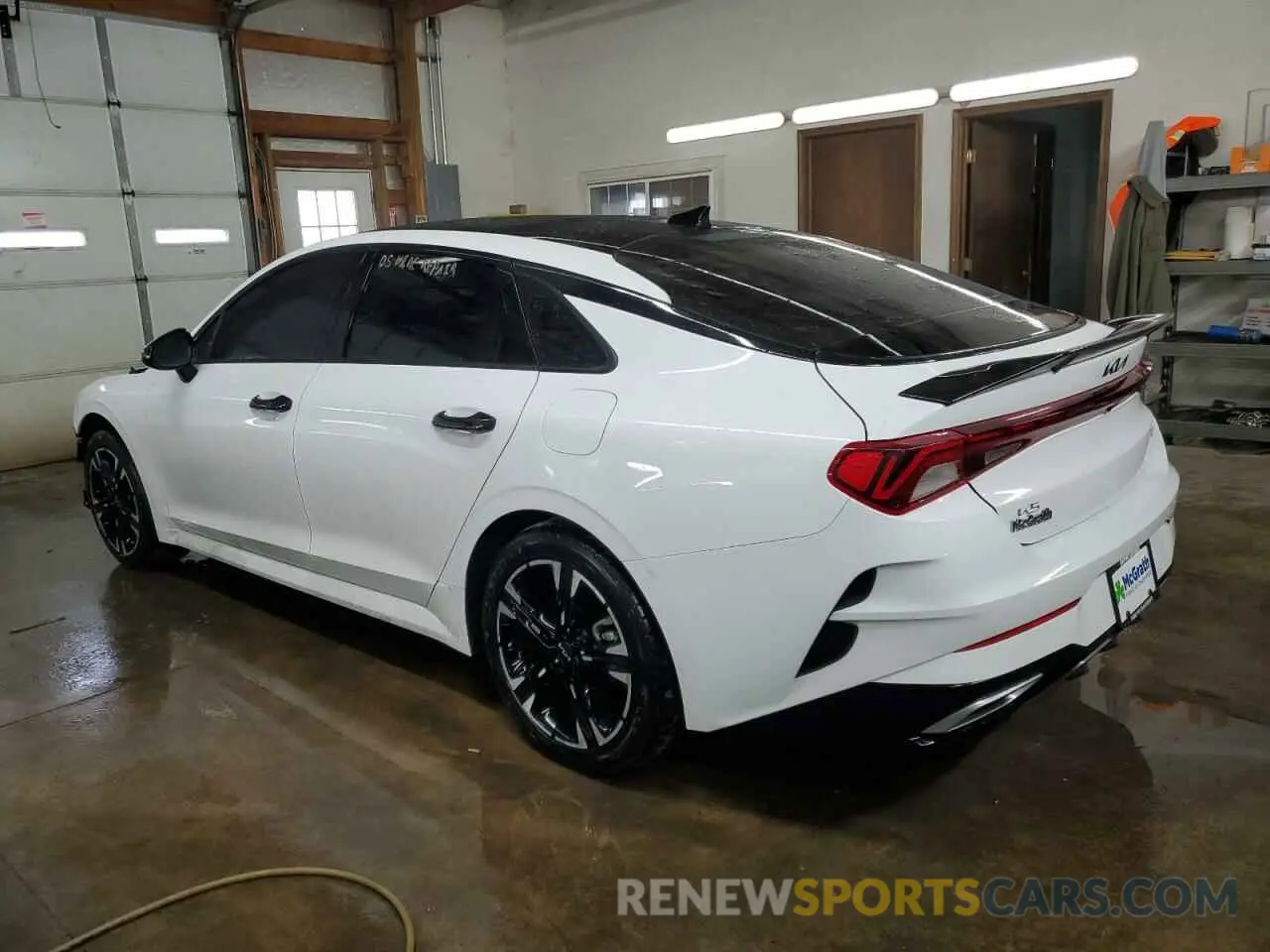 2 fotografías del automóvil dañado 5XXG64J20PG208196 KIA K5 2023