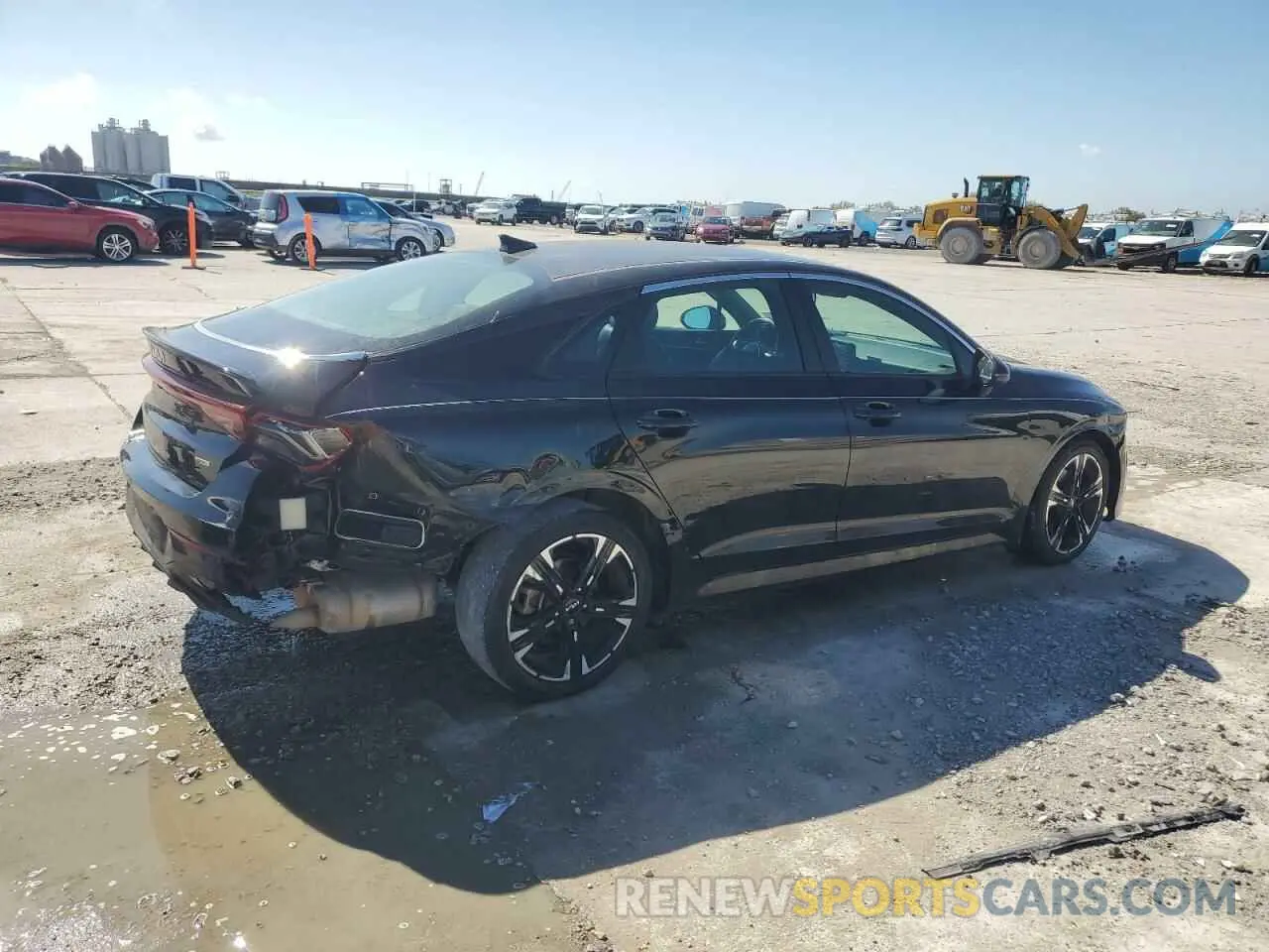 3 fotografías del automóvil dañado 5XXG64J20PG213477 KIA K5 2023