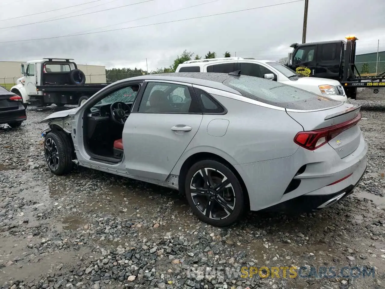 2 fotografías del automóvil dañado 5XXG64J20PG213592 KIA K5 2023
