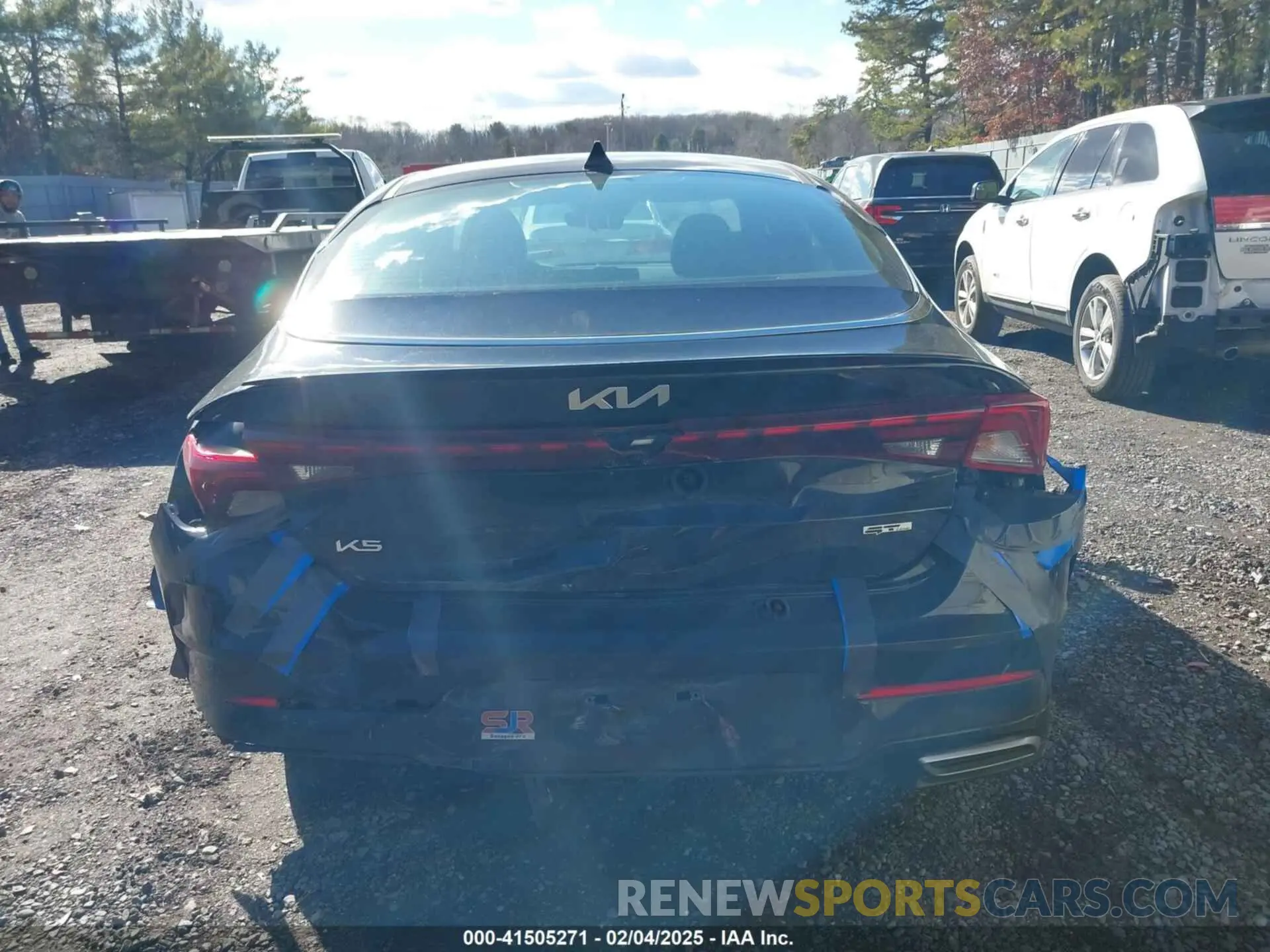 16 fotografías del automóvil dañado 5XXG64J20PG216184 KIA K5 2023