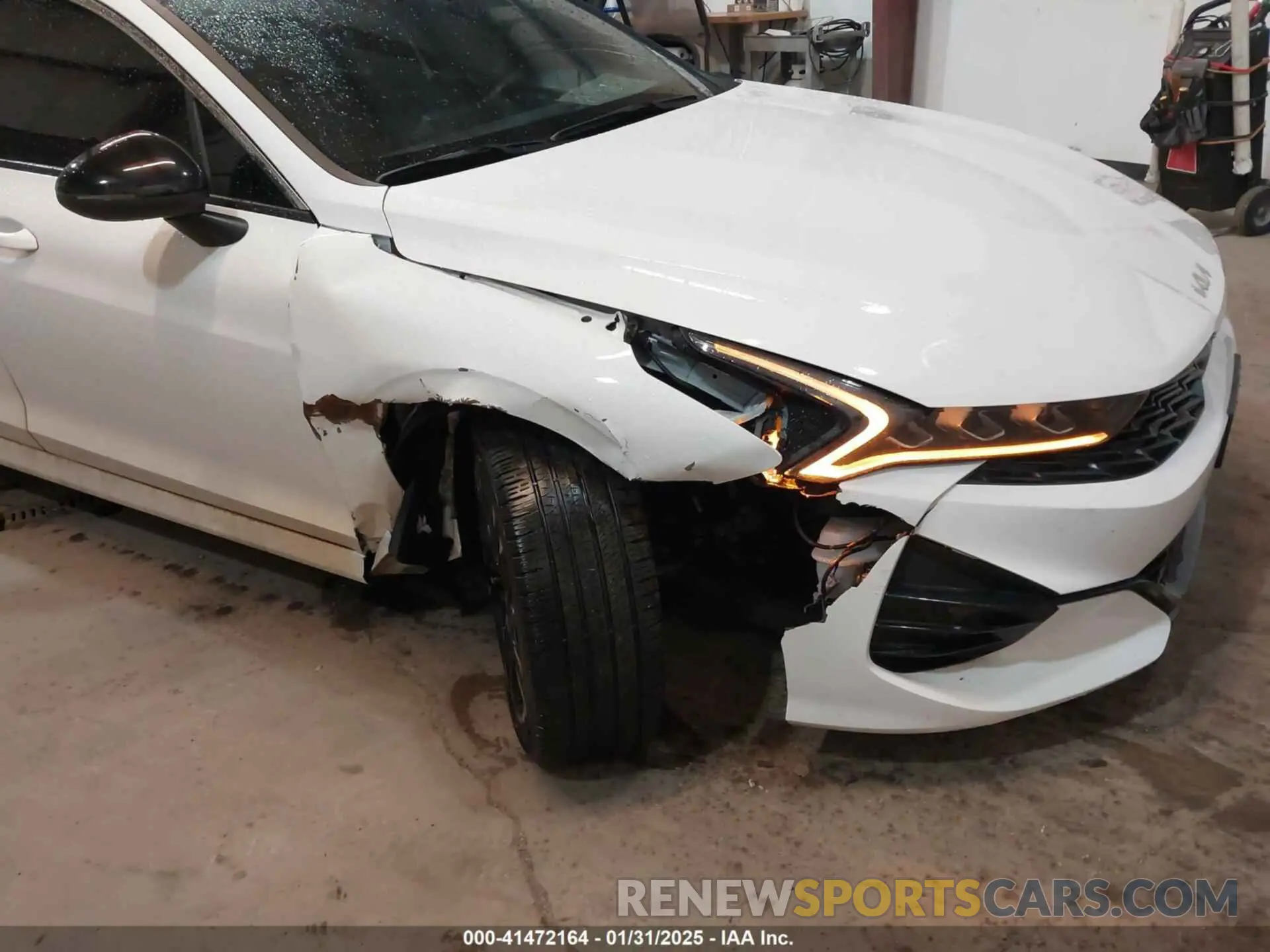 6 fotografías del automóvil dañado 5XXG64J20PG221448 KIA K5 2023