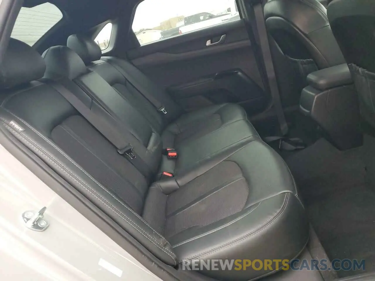 10 fotografías del automóvil dañado 5XXG64J20PG222230 KIA K5 2023