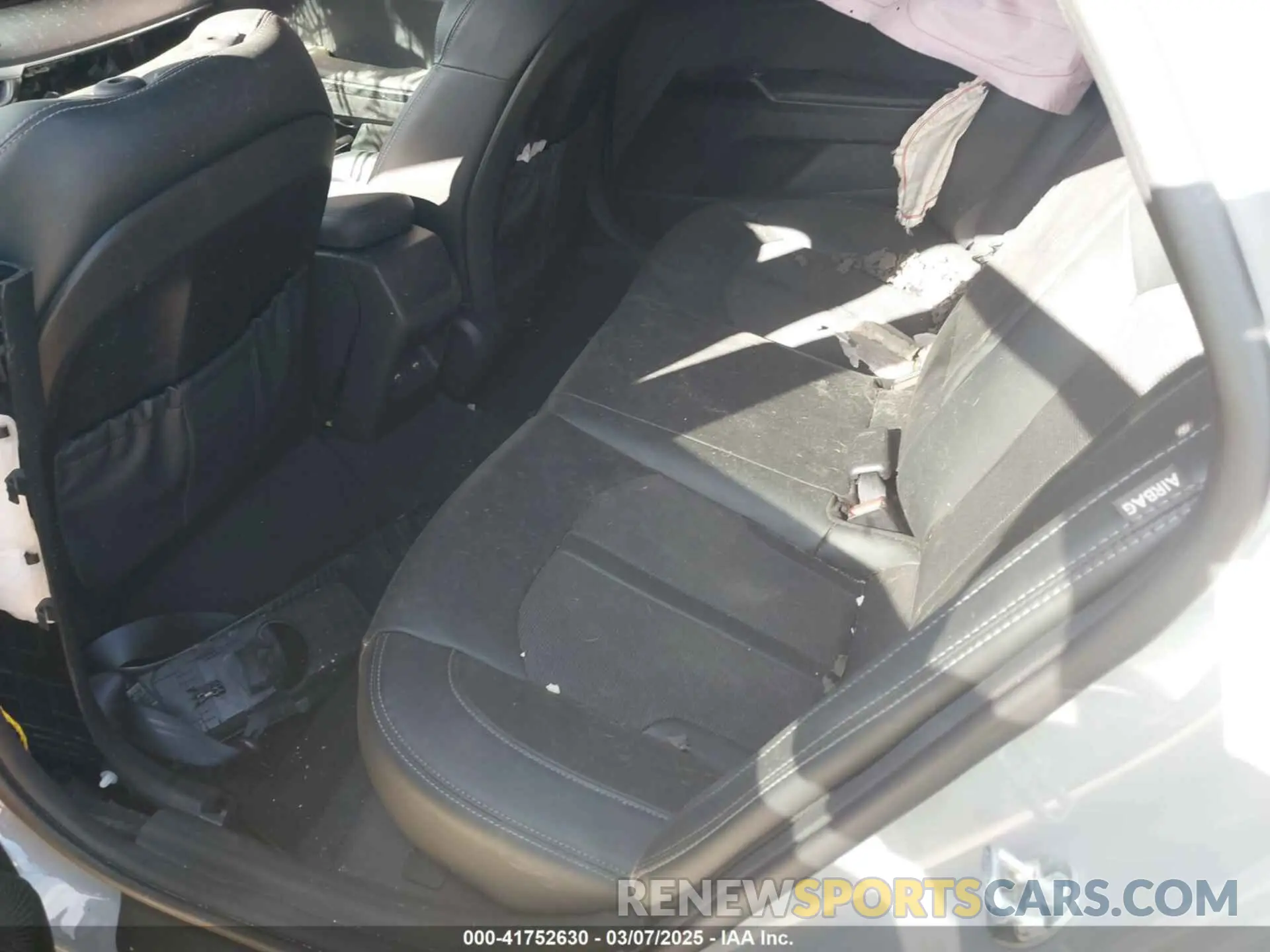 8 fotografías del automóvil dañado 5XXG64J20PG224835 KIA K5 2023
