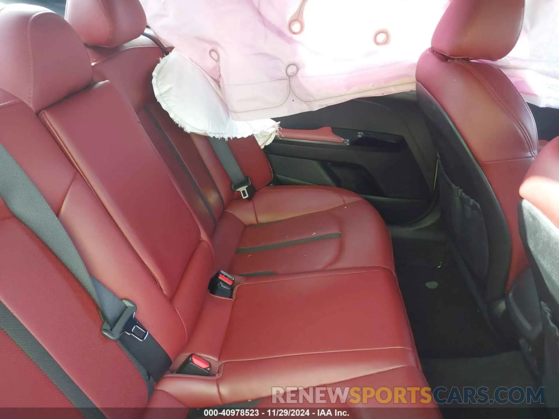 8 fotografías del automóvil dañado 5XXG64J21PG198181 KIA K5 2023