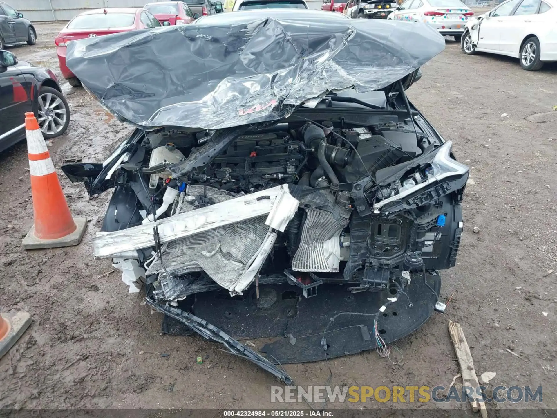 6 fotografías del automóvil dañado 5XXG64J21PG199959 KIA K5 2023