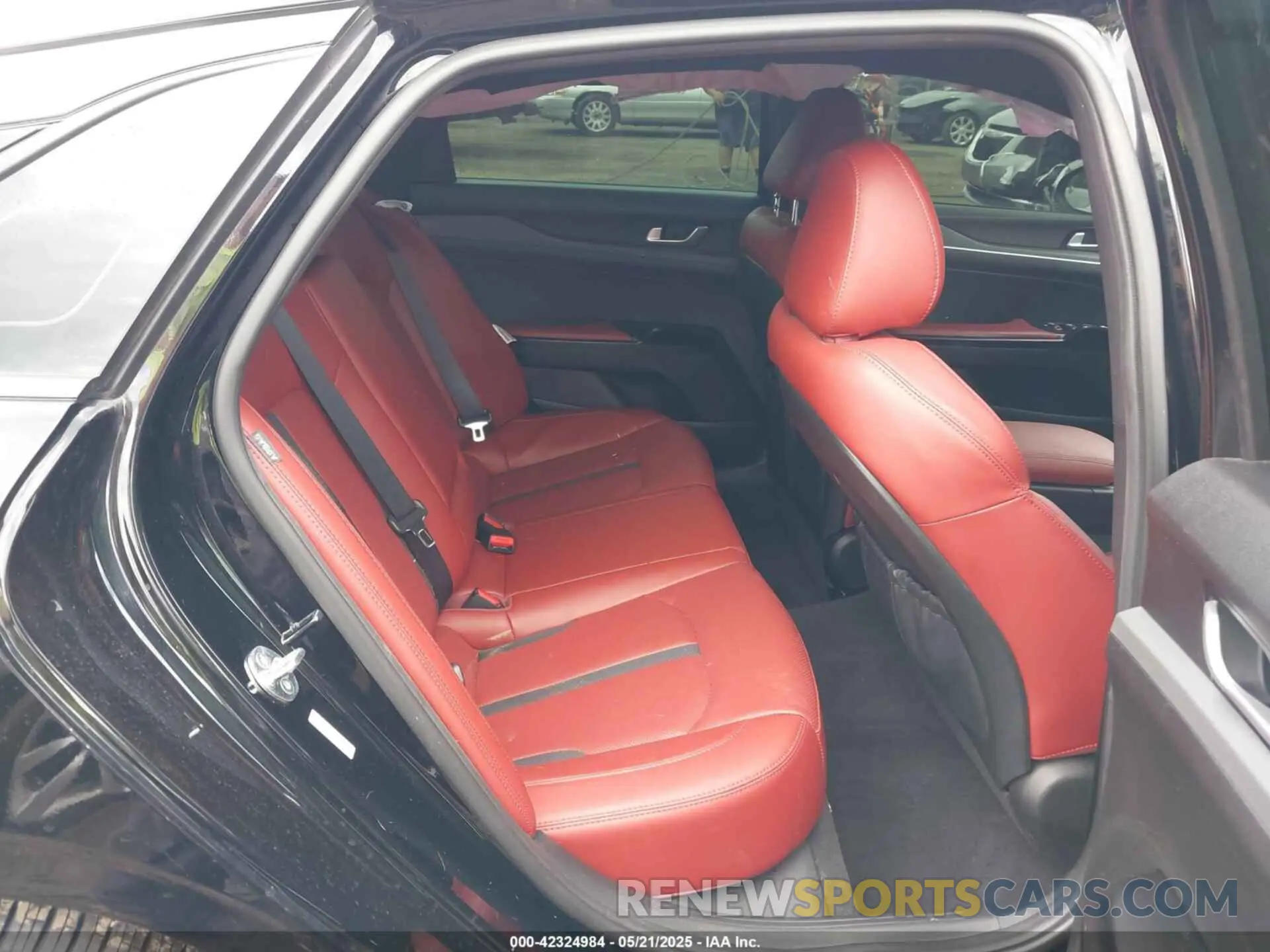 8 fotografías del automóvil dañado 5XXG64J21PG199959 KIA K5 2023