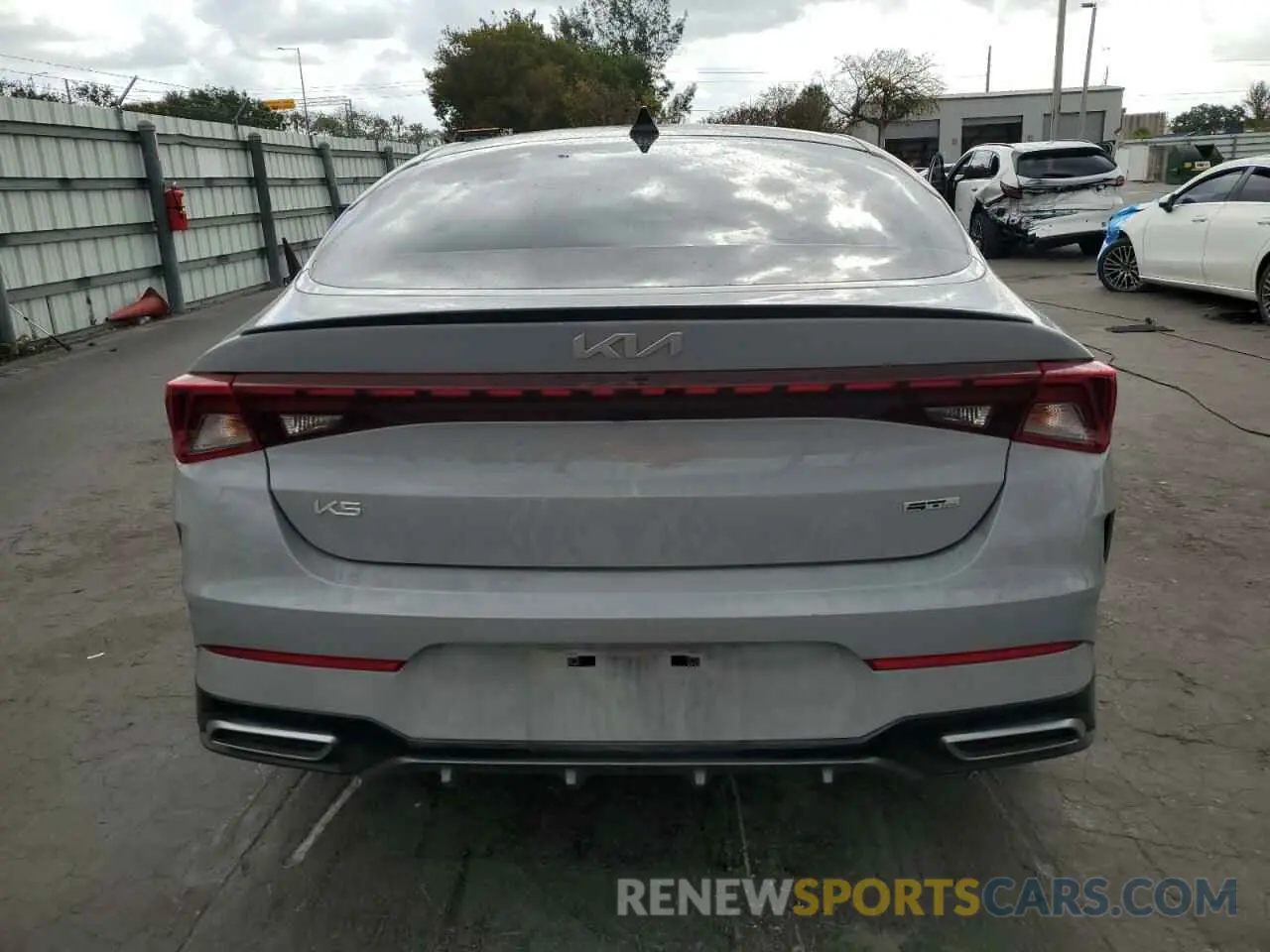 6 fotografías del automóvil dañado 5XXG64J21PG201970 KIA K5 2023