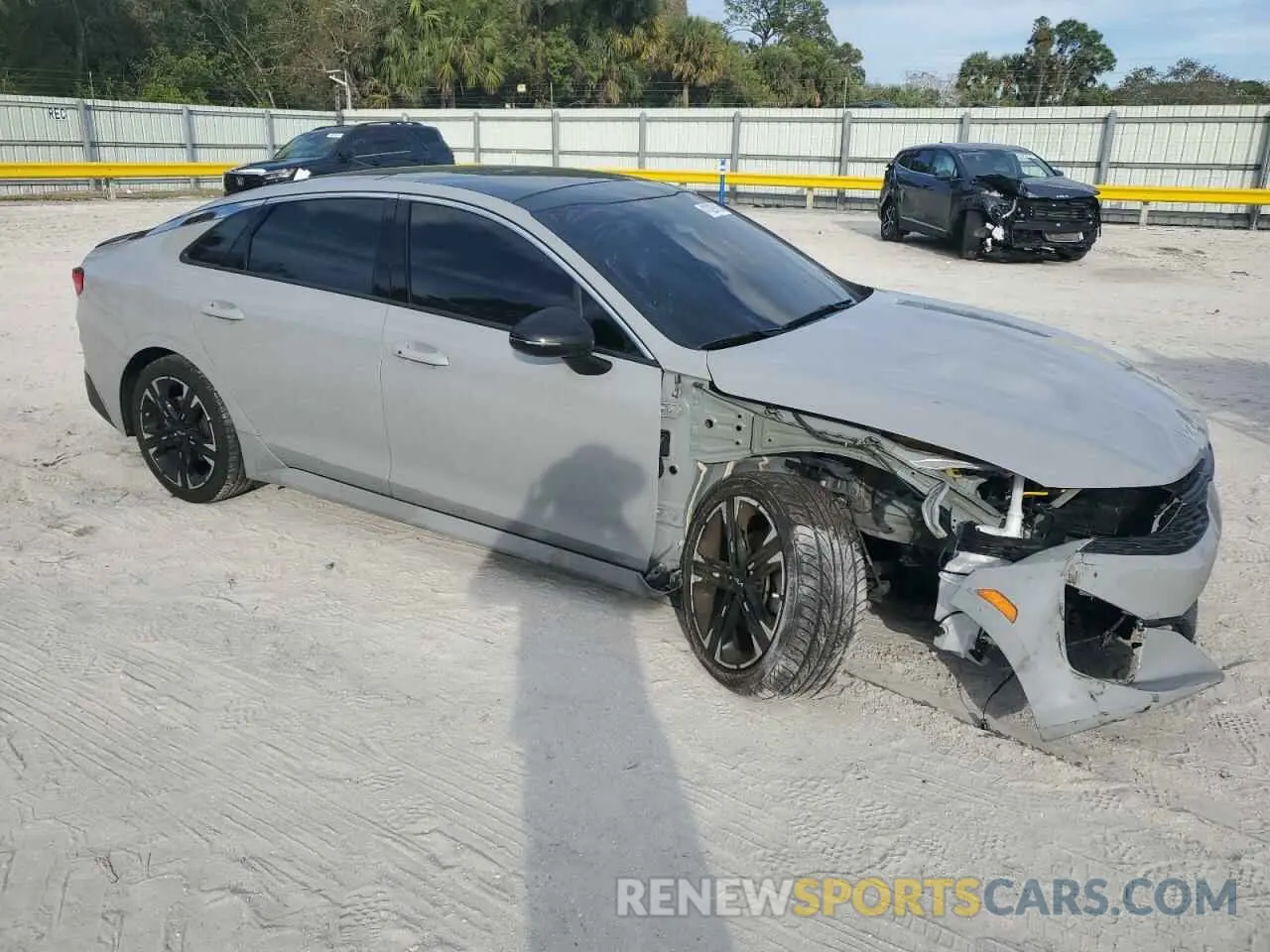 4 fotografías del automóvil dañado 5XXG64J21PG202777 KIA K5 2023