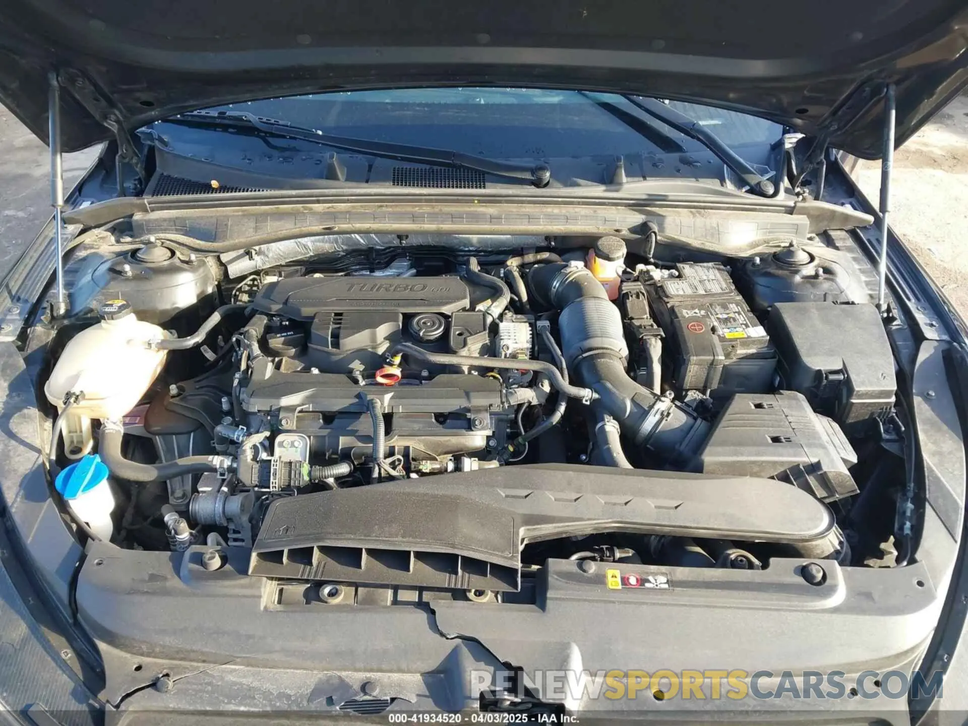 10 fotografías del automóvil dañado 5XXG64J21PG204142 KIA K5 2023