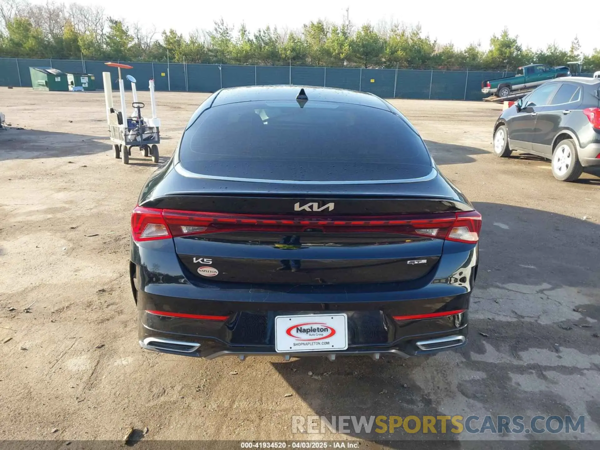 16 fotografías del automóvil dañado 5XXG64J21PG204142 KIA K5 2023