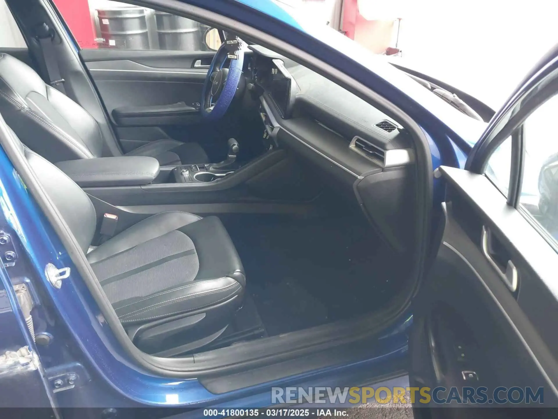 5 fotografías del automóvil dañado 5XXG64J21PG211527 KIA K5 2023