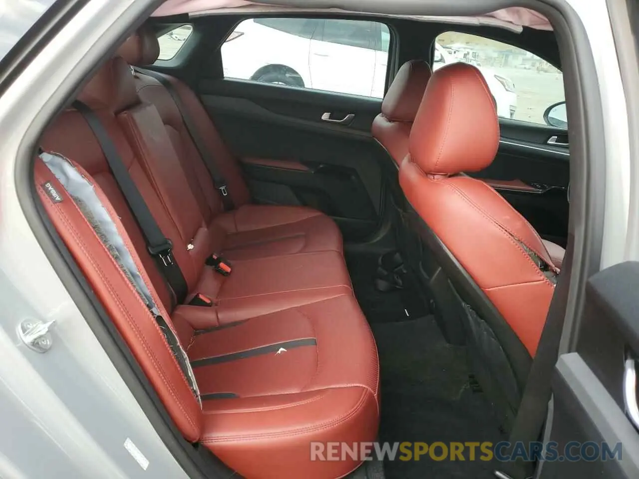 10 fotografías del automóvil dañado 5XXG64J21PG214850 KIA K5 2023