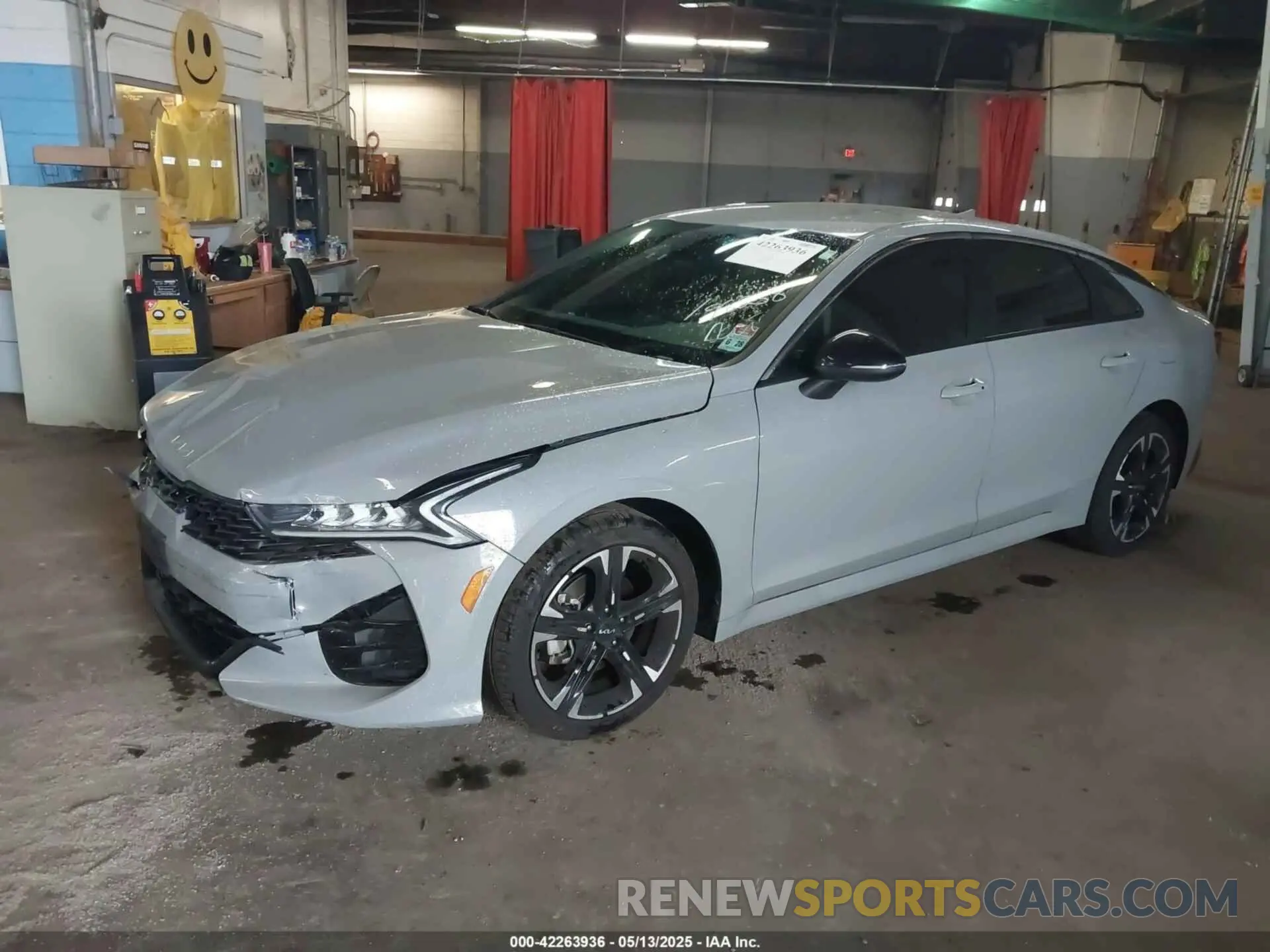 2 fotografías del automóvil dañado 5XXG64J21PG222611 KIA K5 2023