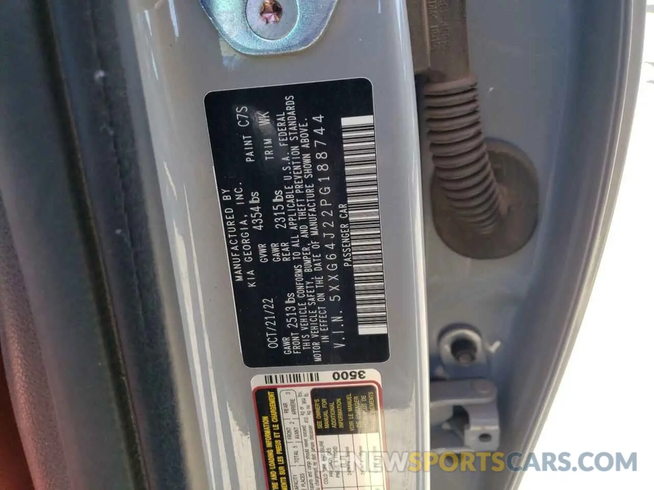 15 fotografías del automóvil dañado 5XXG64J22PG188744 KIA K5 2023