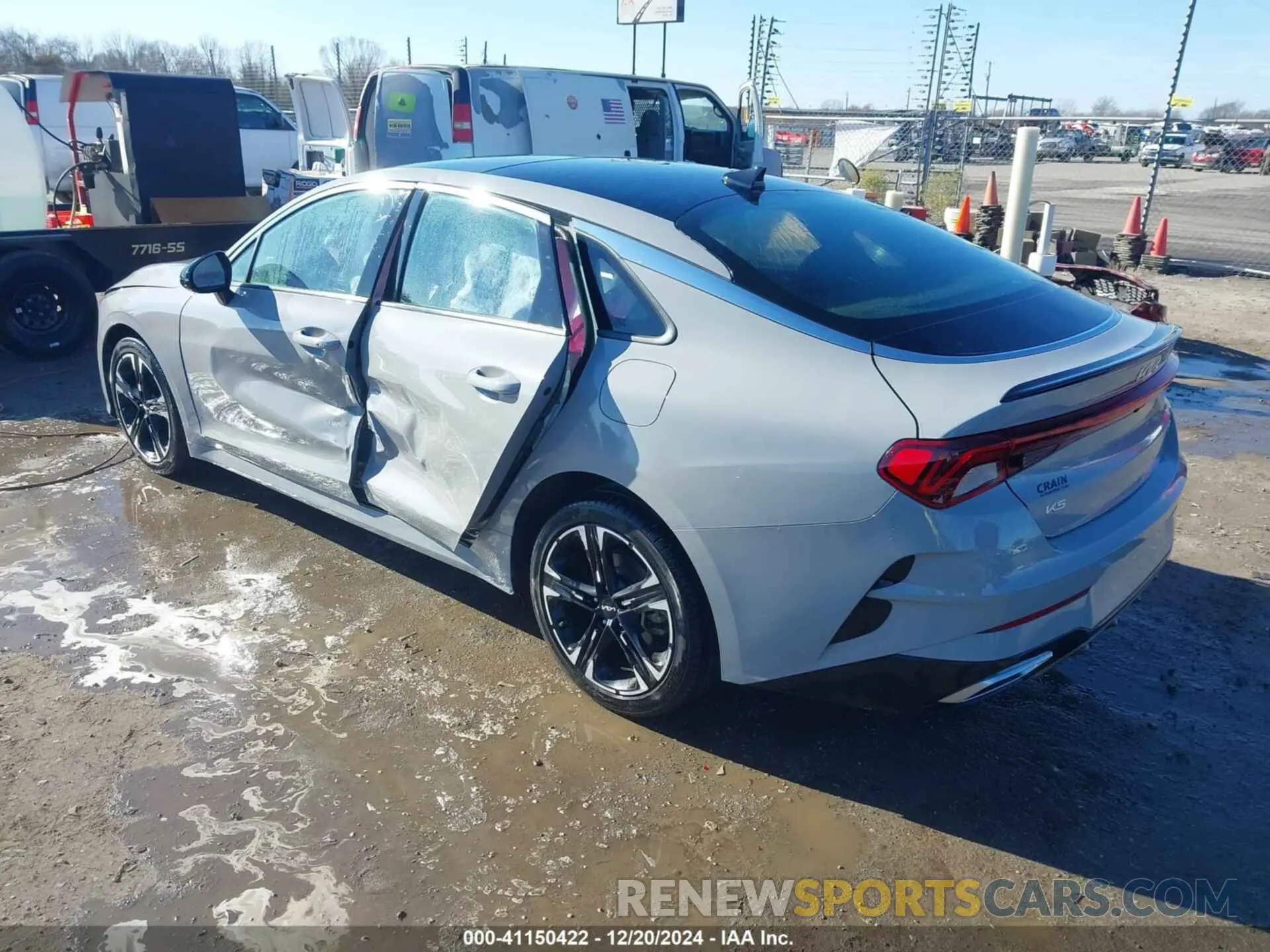3 fotografías del automóvil dañado 5XXG64J22PG201797 KIA K5 2023