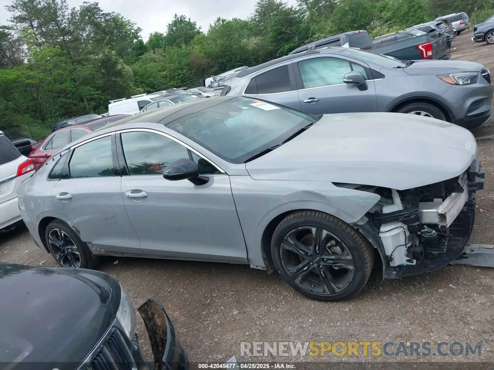 14 fotografías del automóvil dañado 5XXG64J22PG215361 KIA K5 2023