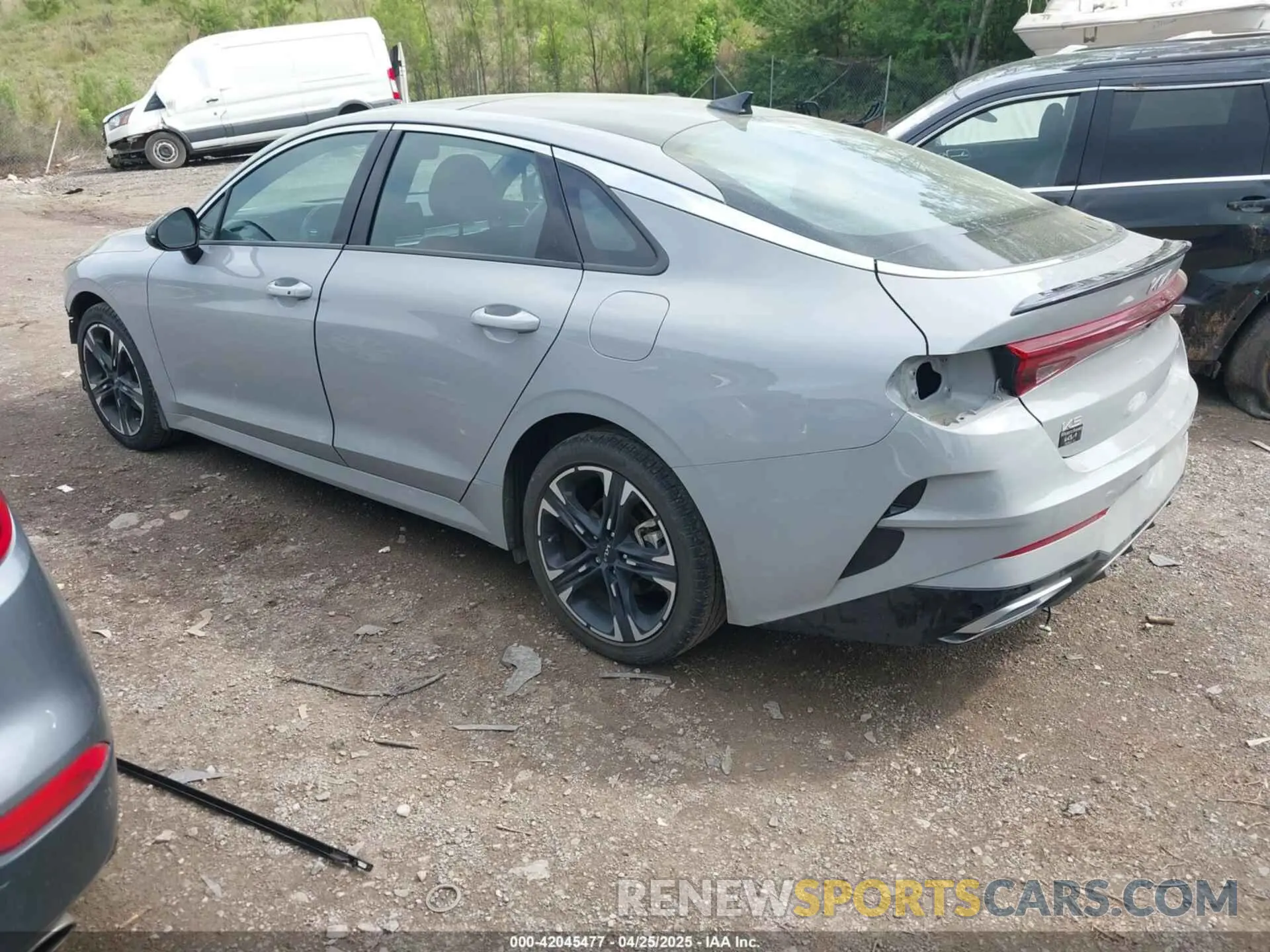3 fotografías del automóvil dañado 5XXG64J22PG215361 KIA K5 2023