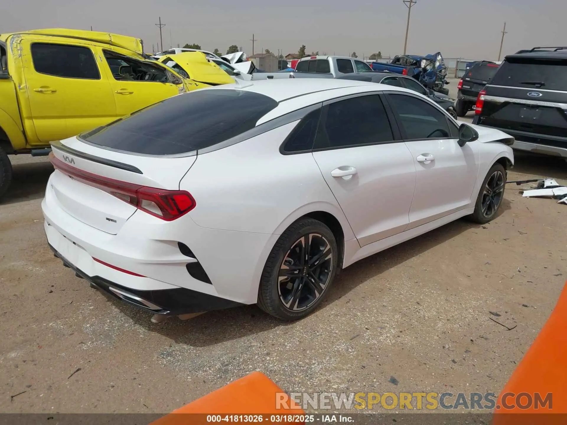4 fotografías del automóvil dañado 5XXG64J23PG210833 KIA K5 2023