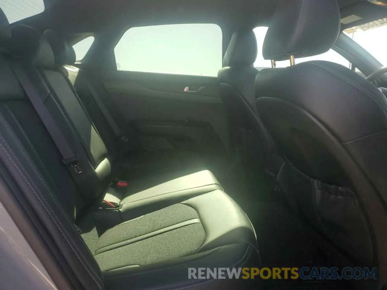 10 fotografías del automóvil dañado 5XXG64J23PG223839 KIA K5 2023