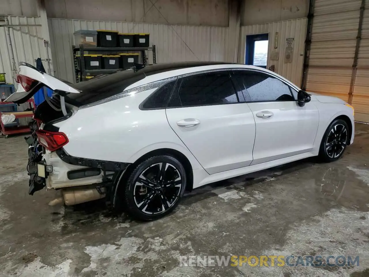 3 fotografías del automóvil dañado 5XXG64J24PG184971 KIA K5 2023