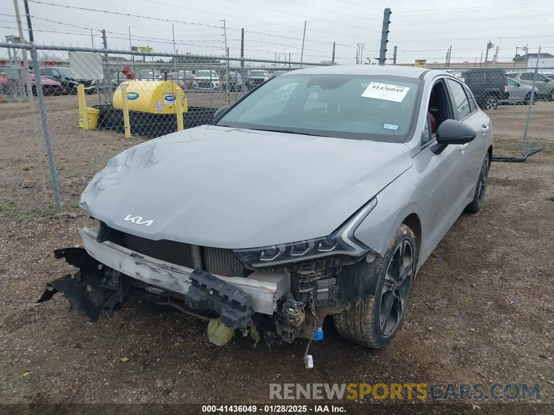 2 fotografías del automóvil dañado 5XXG64J24PG201929 KIA K5 2023