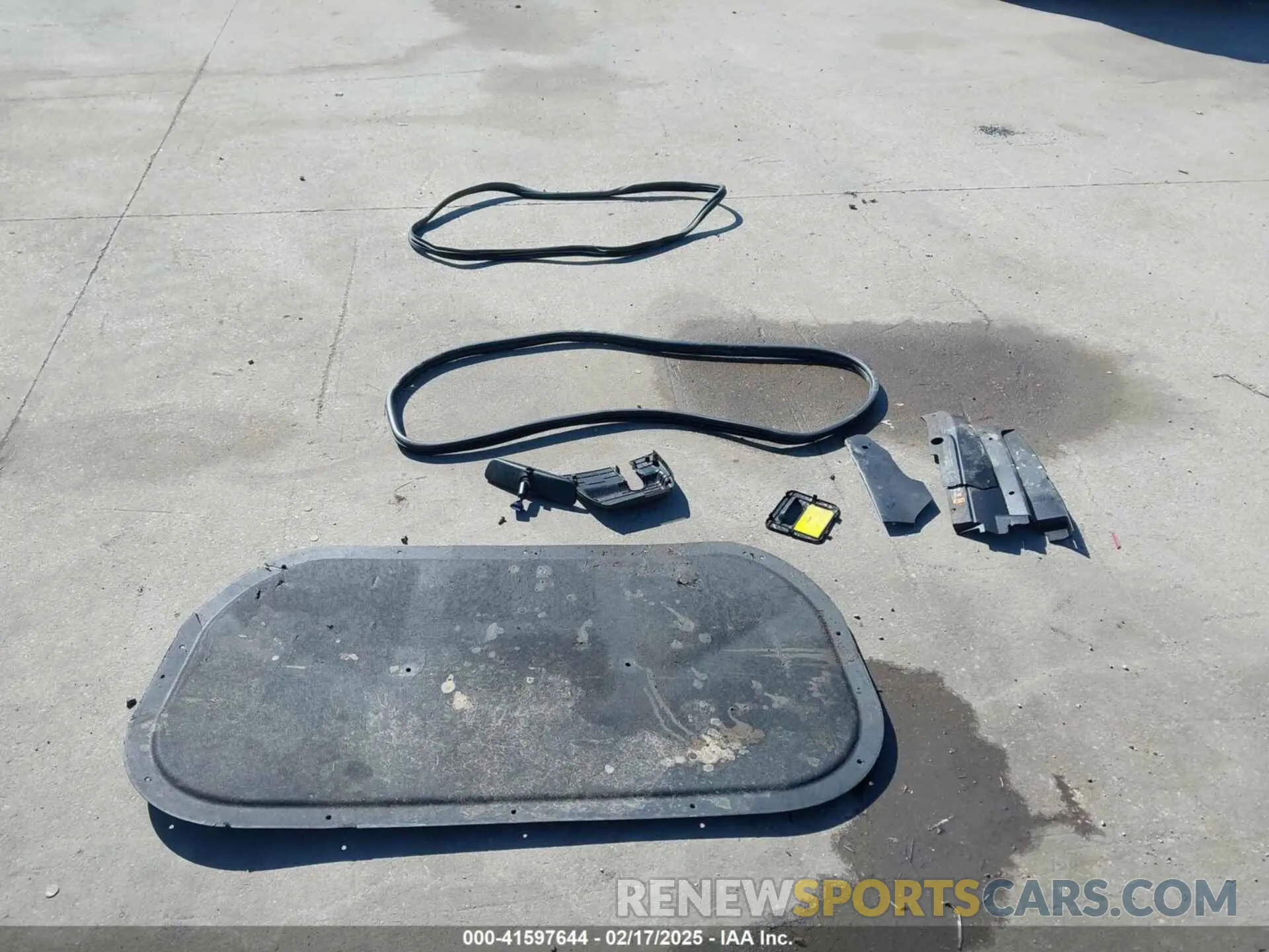 12 fotografías del automóvil dañado 5XXG64J24PG213210 KIA K5 2023
